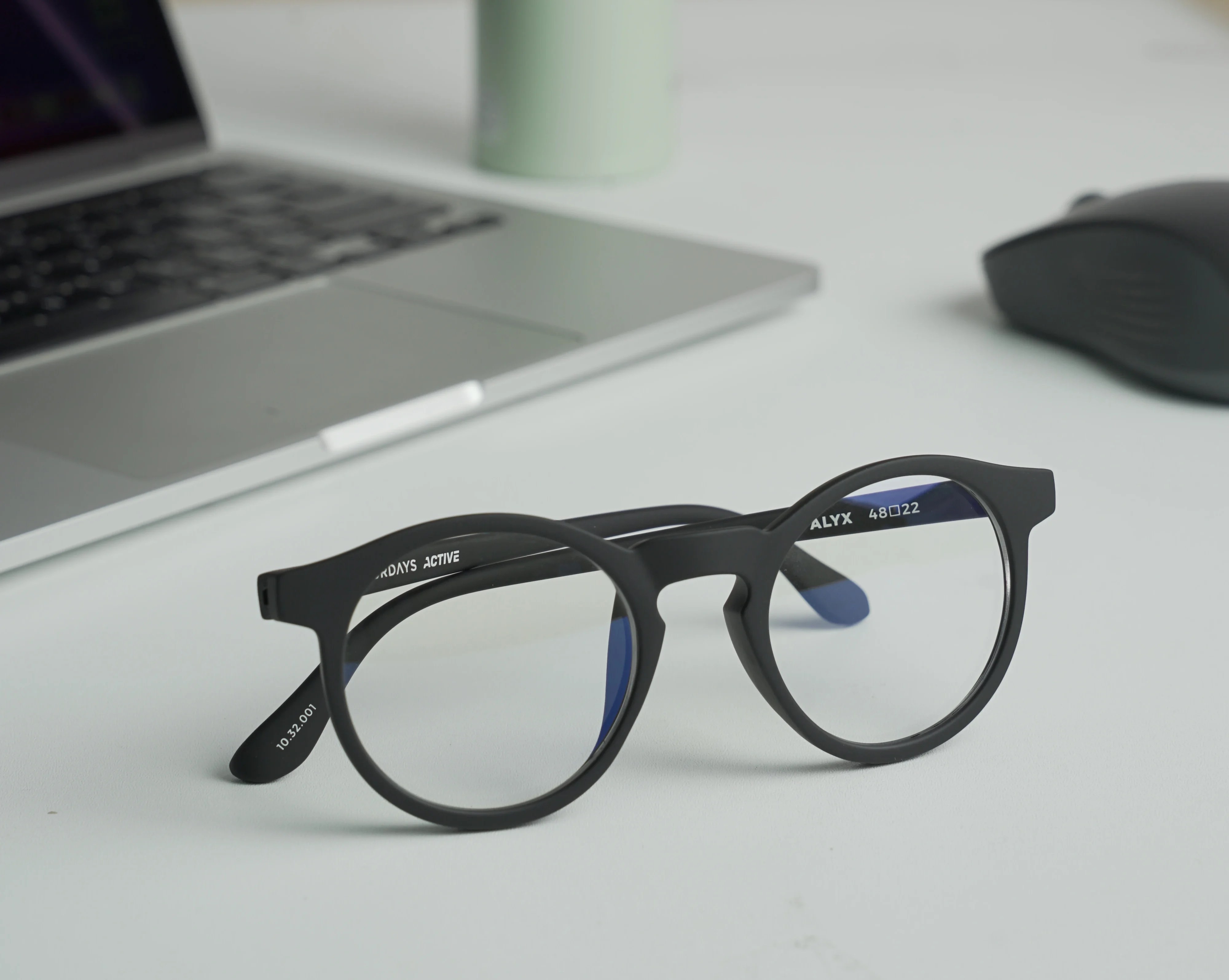 Perbedaan Lensa Blueray dan Lensa Anti Radiasi, Mana Pilihanmu?