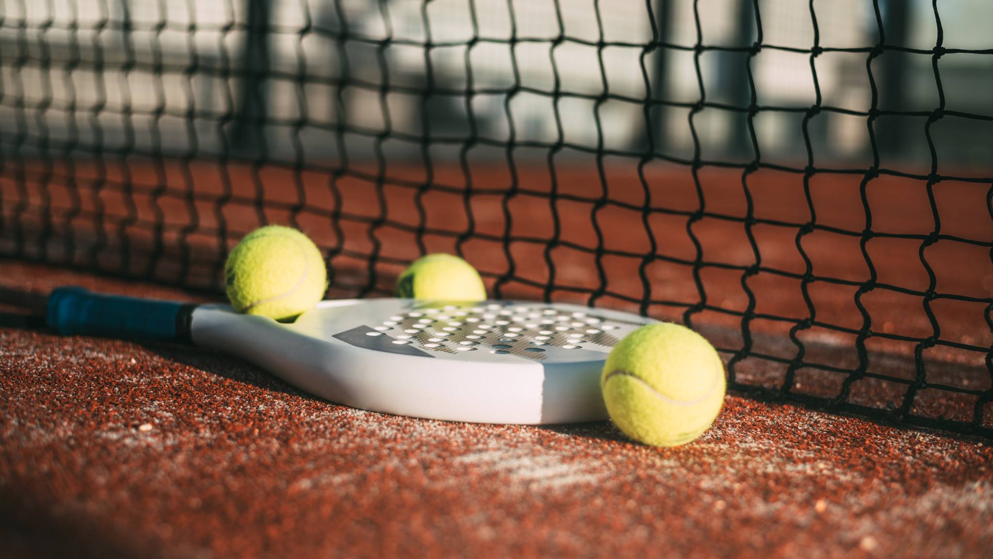 Kenali Olahraga Padel dan Pentingnya Proteksi Mata ala SATURDAYS