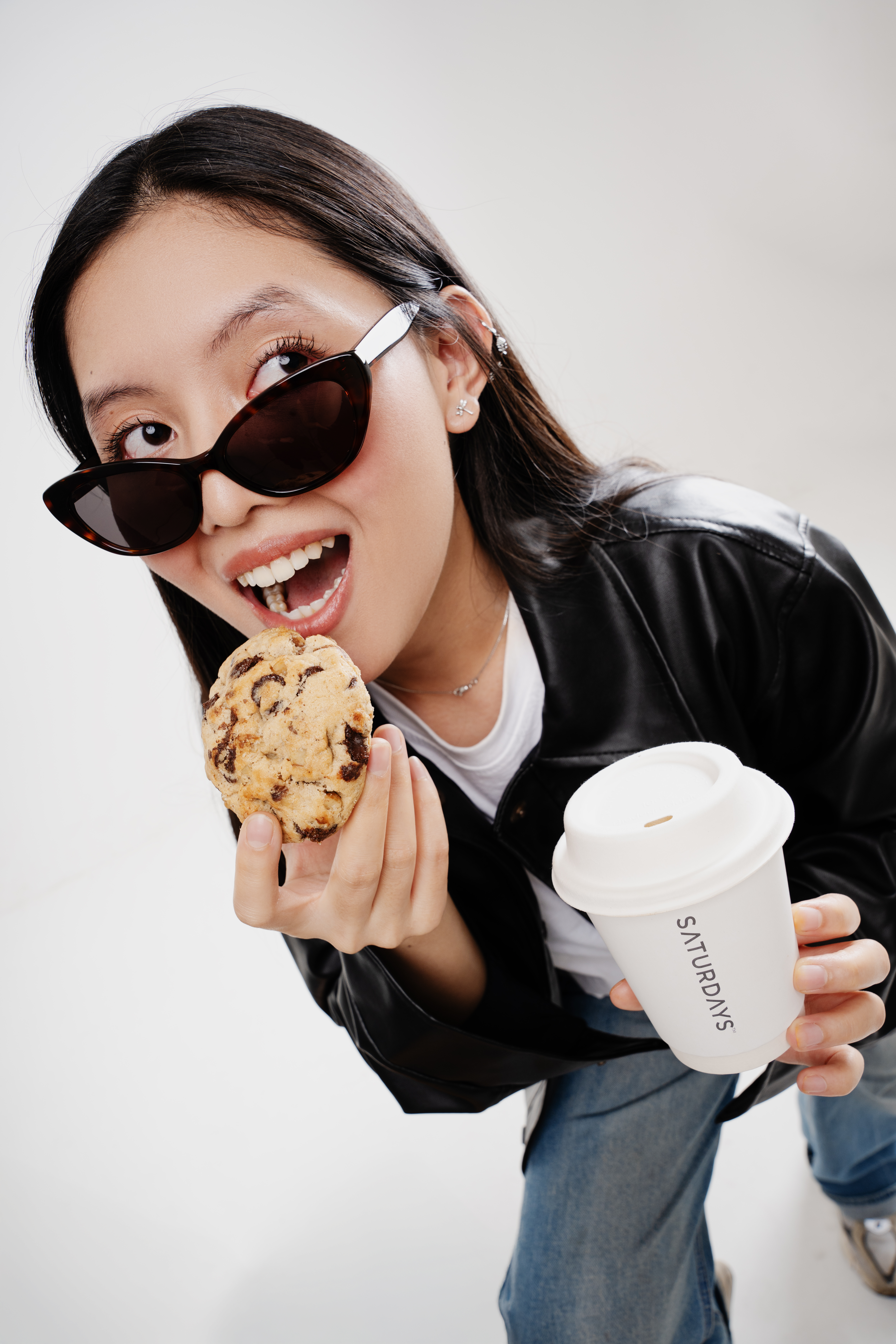 SATURDAYS Lifestyle: Pengalaman Unik Belanja Kacamata Sambil Ngopi Cantik
